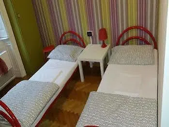 Lumiere Hostel Milánó